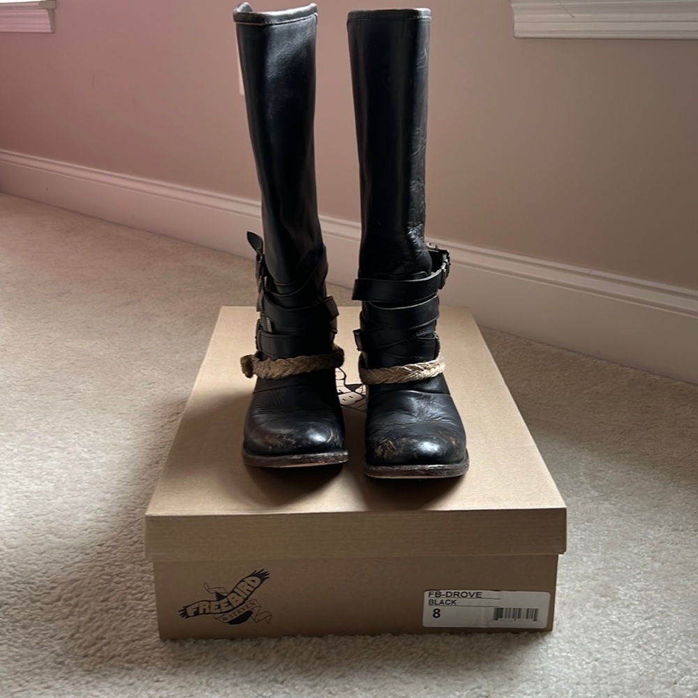 Freebird Drove boots in Black Size 8